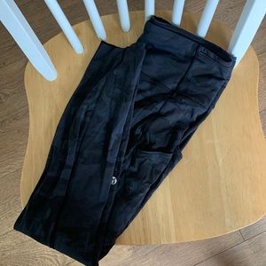 Lululemon Fast and Free Black Camo Leggings